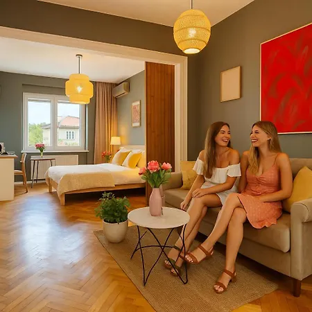 בוקרשט Woodie Studio With Premium Comfort By Piata Unirii מראה חיצוני תמונה